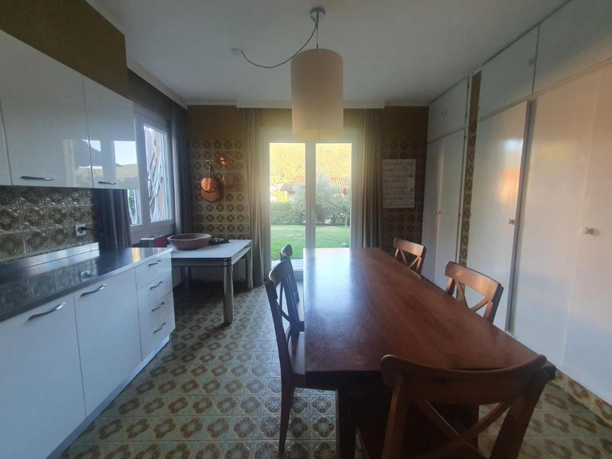 Golden Hill - Big Rooms With Kitchen And Garden Collina d'Oro Bagian luar foto