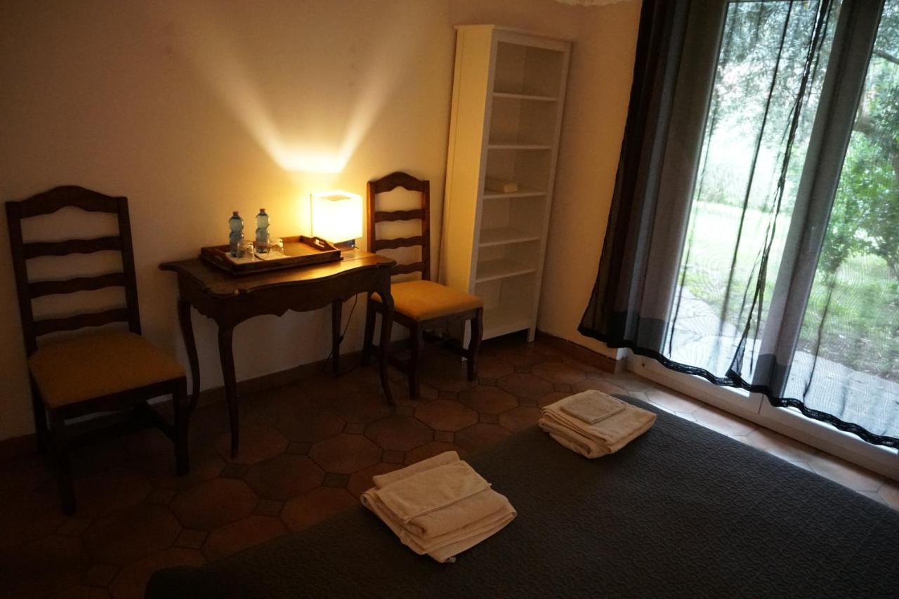 Golden Hill - Big Rooms With Kitchen And Garden Collina d'Oro Bagian luar foto
